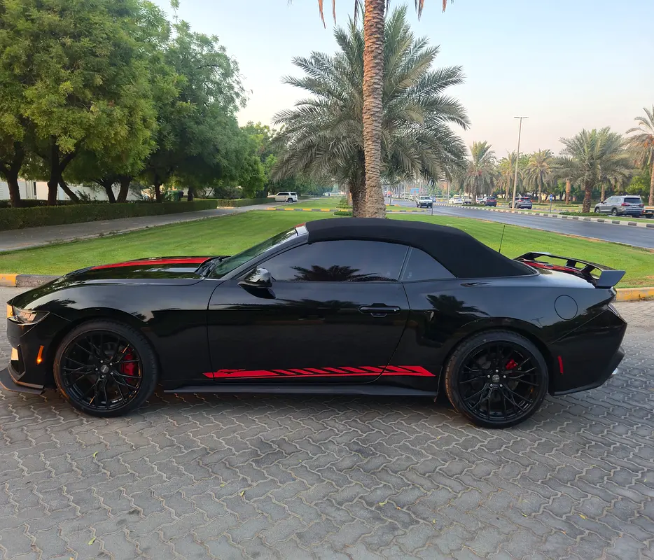 #Every vehicle includes a comprehensive warranty and service contract, ensuring reliability# - Image 15