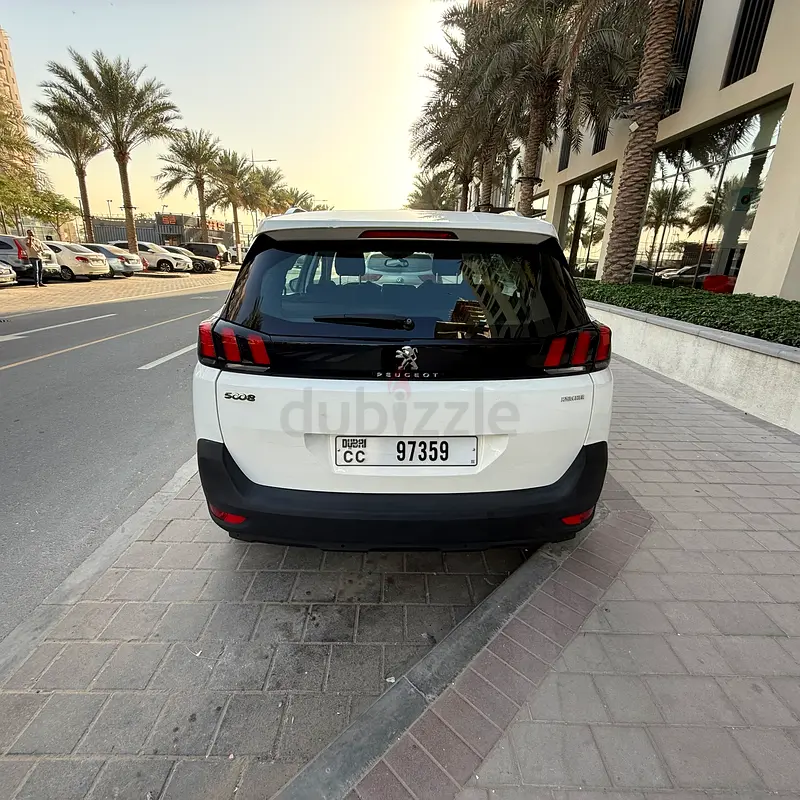 Peugeot 5008 Active 2019 | GCC Specs | Well Maintained - Image 4