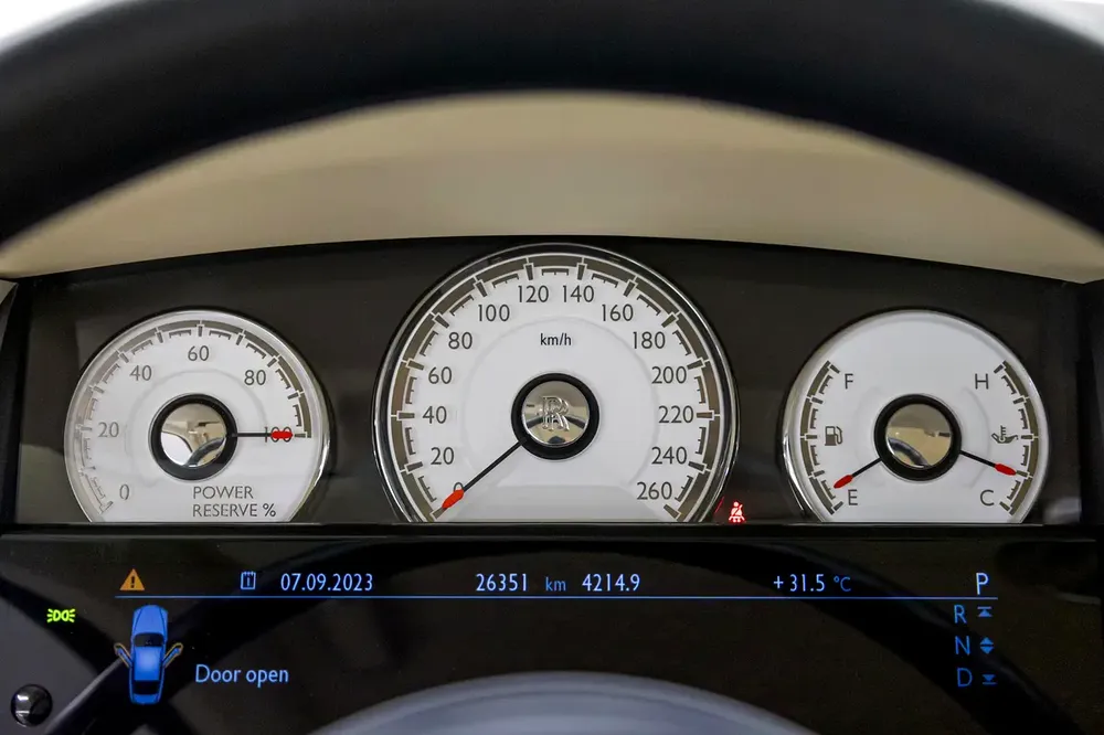 GCC I Rolls Royce Wraith - Image 11