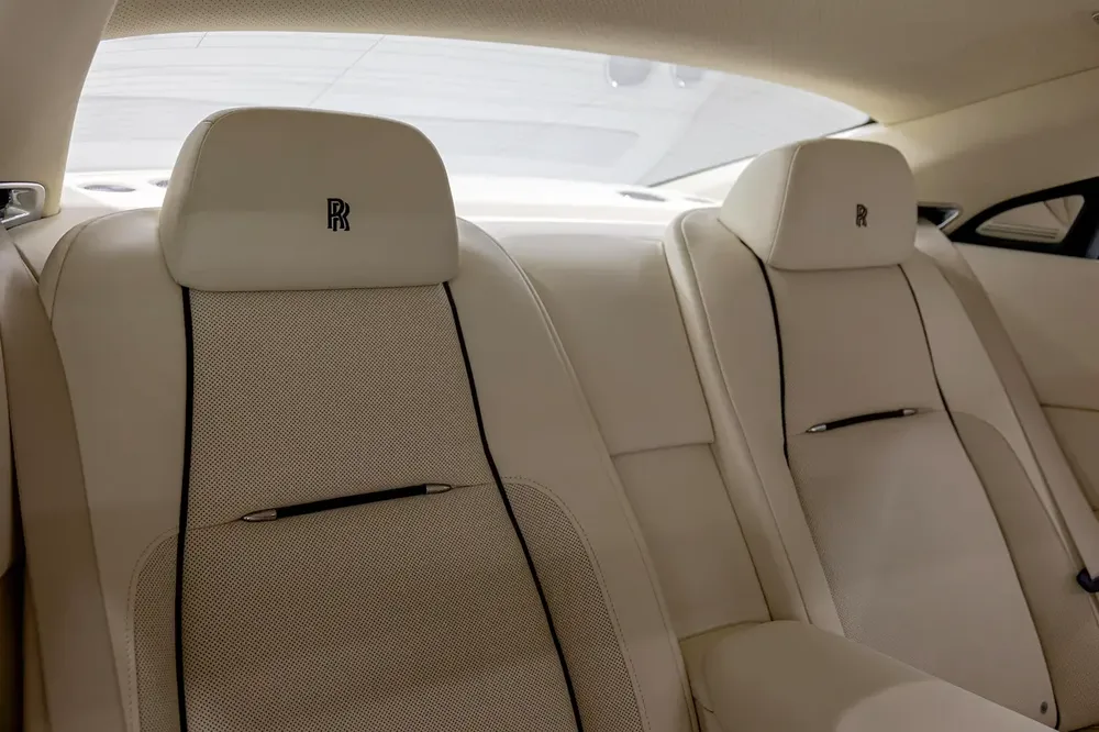 GCC I Rolls Royce Wraith - Image 16
