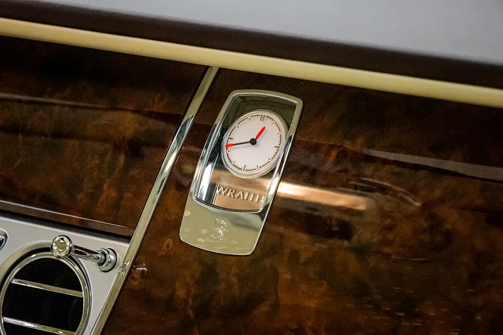 GCC I Rolls Royce Wraith - Image 18