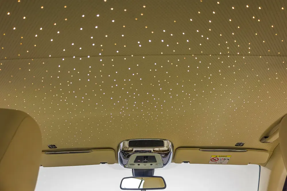 GCC I Rolls Royce Wraith - Image 19