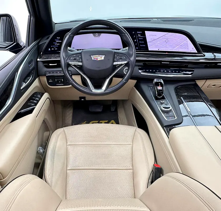 2023 Cadillac Escalade Premium Luxury, Dec/2029 Cadillac Warranty + Service Contract, FSH, GCC - Image 8