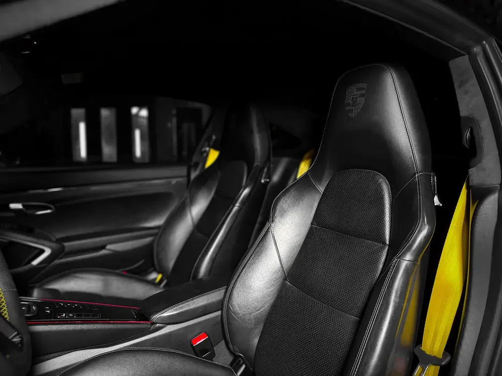 Porsche 911 Turbo S 2018 - Carbon Pack - Image 14