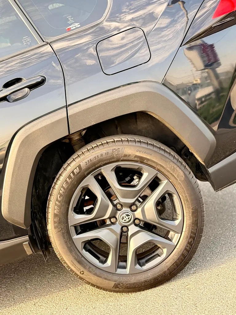 Toyota Rav 4 Platinum - 2022 - Japanese Specs - PANORAMIC ROOF- well Maintained - Image 14