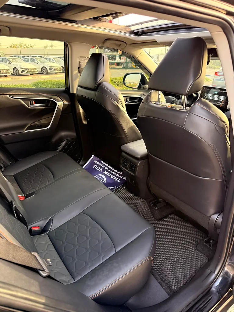 Toyota Rav 4 Platinum - 2022 - Japanese Specs - PANORAMIC ROOF- well Maintained - Image 8