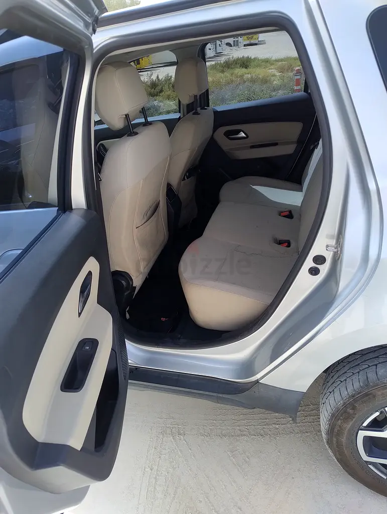Renault Duster LE 2020 GCC Specs - Full Option - Image 9