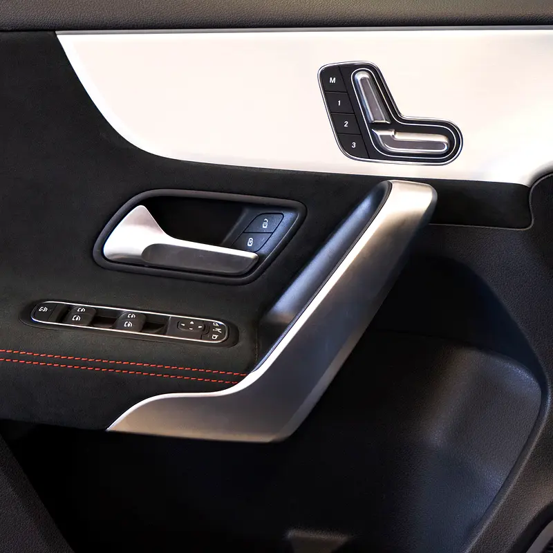 AED 2,107 P.M • 0% Downpayment • Mercedes A 200 Premium  • Agency Warranty - Image 8