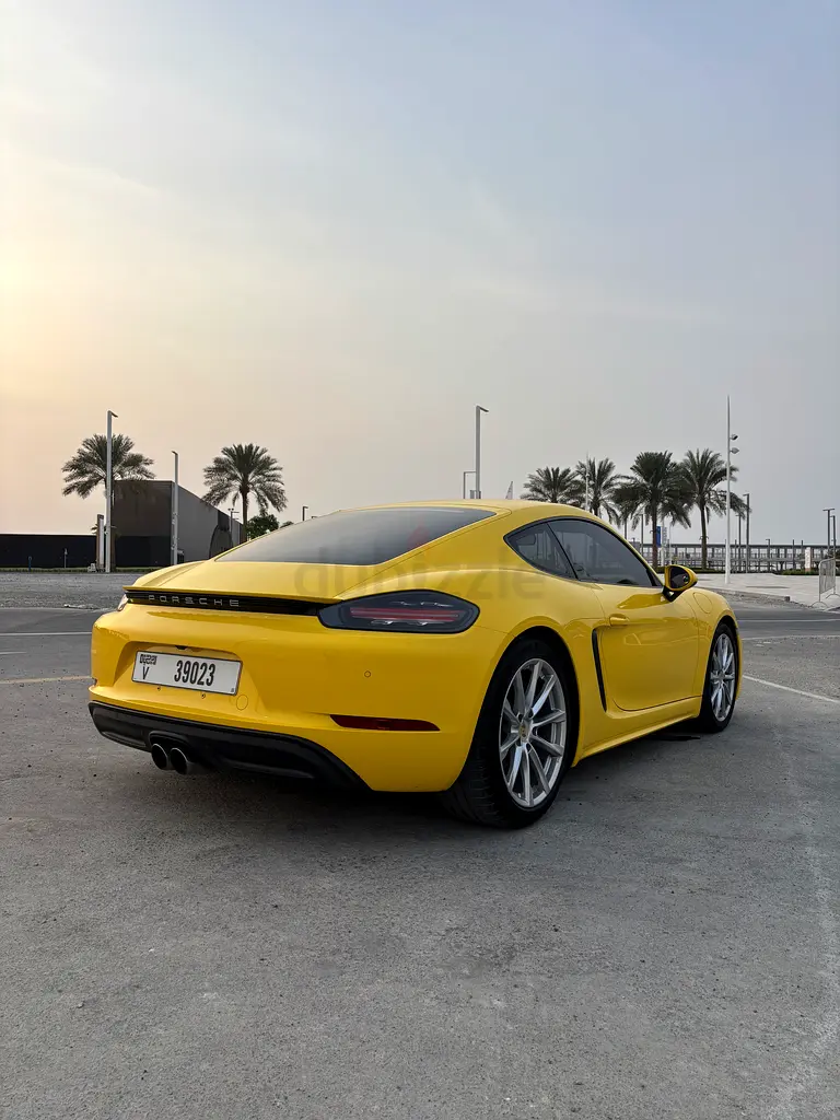 2018 | Porsche Cayman | Low Mileage | Sport Chrono - Image 4