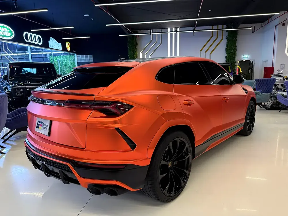 2021 Graphity Capsule Urus / Under Warranty and Service Contract till 2027 - Image 8