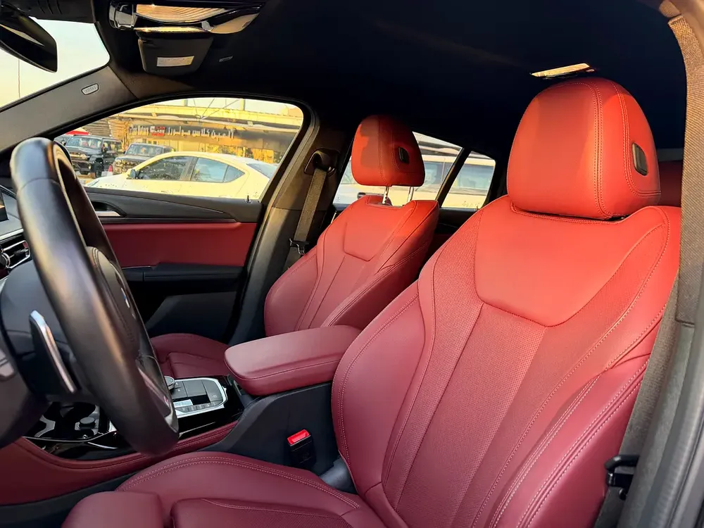 PERFECT CAR TOP OF THE RANGE FULL SERVICE HISTORY VERY LOW MILAGE WARRANTY TILL 2027/6 - Image 12