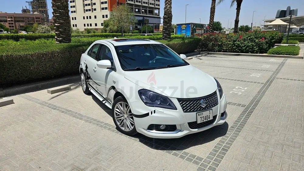 Well Maintained Suzuki Kizashi 2016 GCC Specs - Image 4