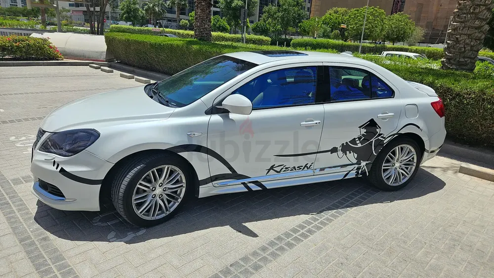 Well Maintained Suzuki Kizashi 2016 GCC Specs - Image 5