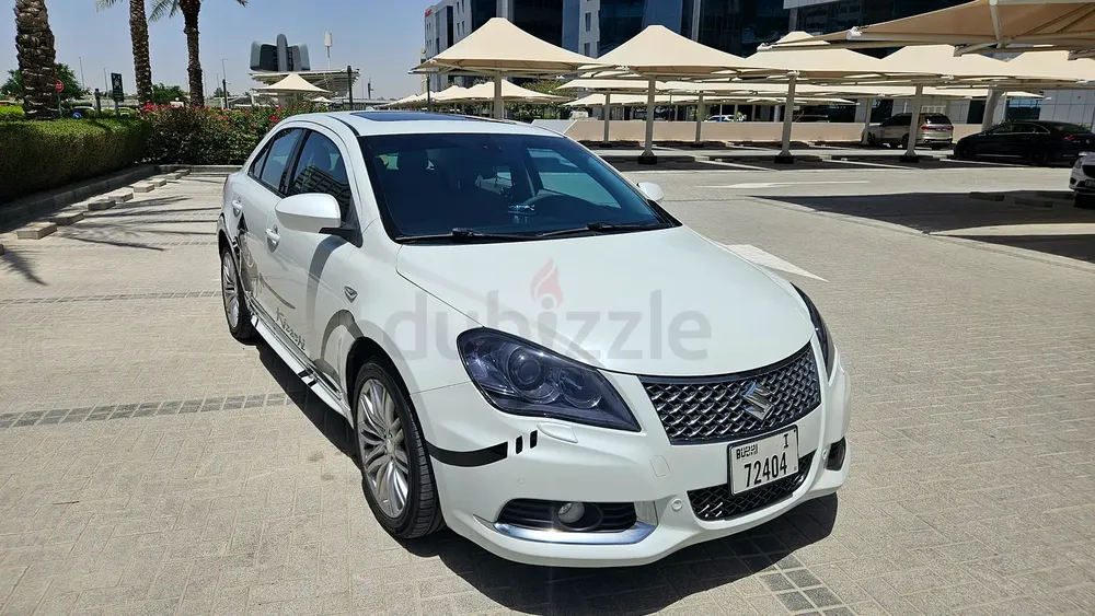 Well Maintained Suzuki Kizashi 2016 GCC Specs - Image 7