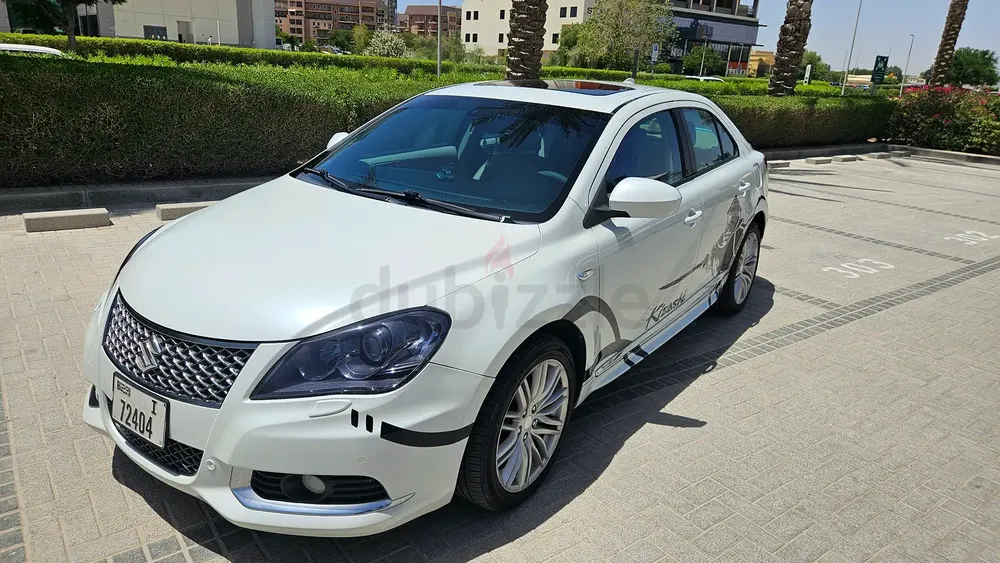 Well Maintained Suzuki Kizashi 2016 GCC Specs - Image 8