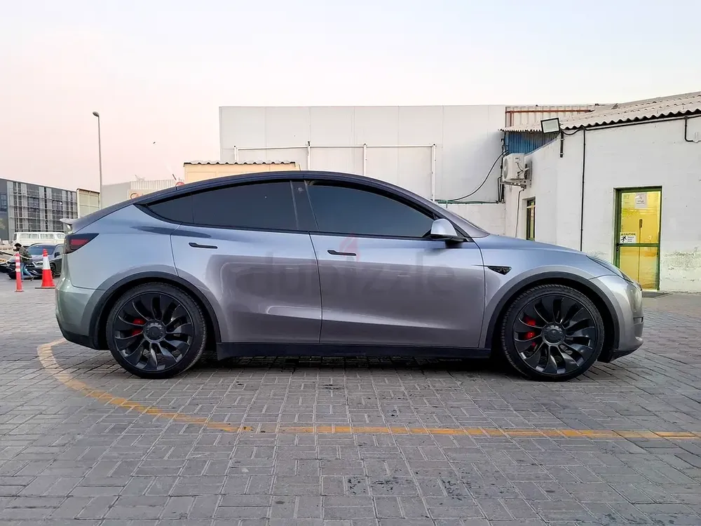 AED 1641/month | 2023 Tesla Model Y  | GCC Specs | Ref#428647 - Image 4
