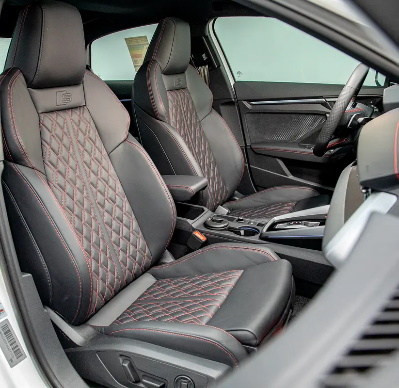 Audi Warranty + Service 2030 • Ultra Low Mileage • GCC - Image 12