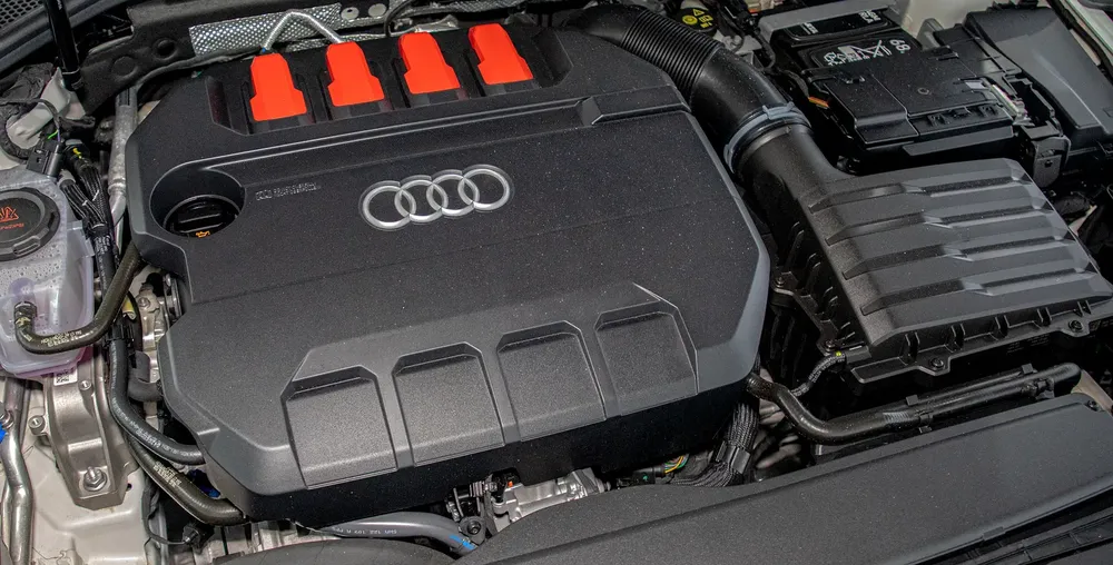 Audi Warranty + Service 2030 • Ultra Low Mileage • GCC - Image 19