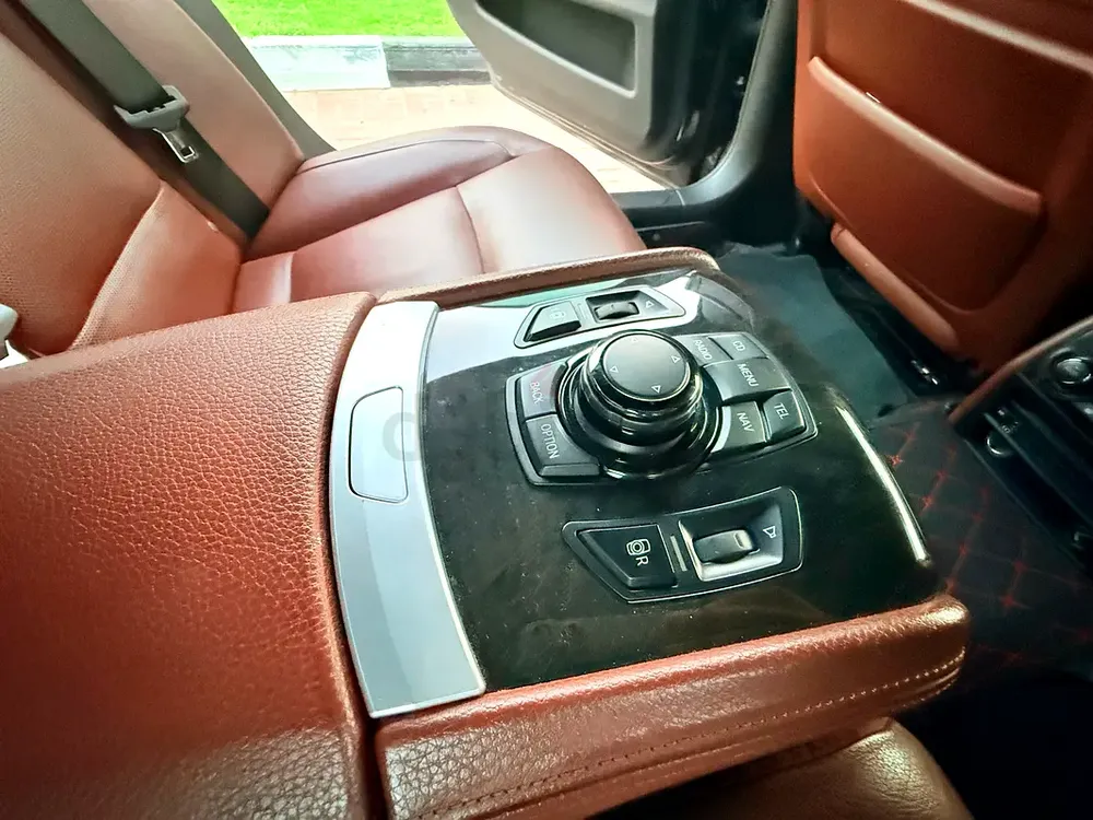 🚘 BMW 750Li – 2012 GCC | Luxury Sedan - Image 14