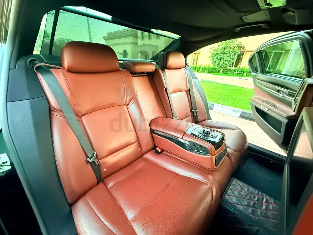 🚘 BMW 750Li – 2012 GCC | Luxury Sedan - Image 16