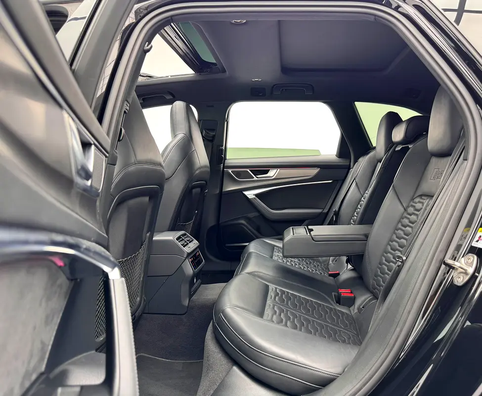 2023 Audi RS6, 1 Year Unlimited KM Warranty, Full Service History, Excellent Condition - Image 17