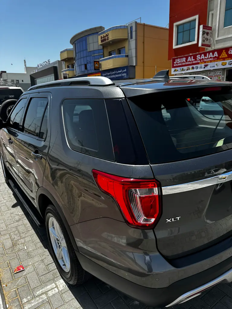 Ford Explorer 2017 (Purchased 2018) – Immaculate Condition | Full Al Tayer Service History - Image 4