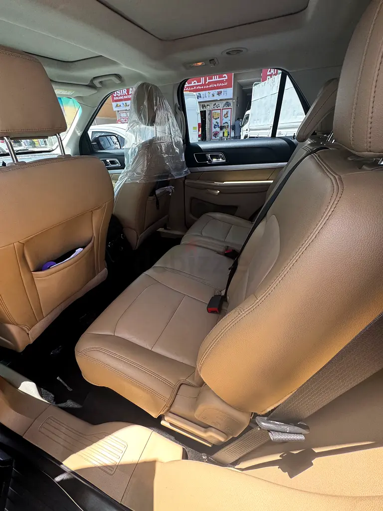 Ford Explorer 2017 (Purchased 2018) – Immaculate Condition | Full Al Tayer Service History - Image 8