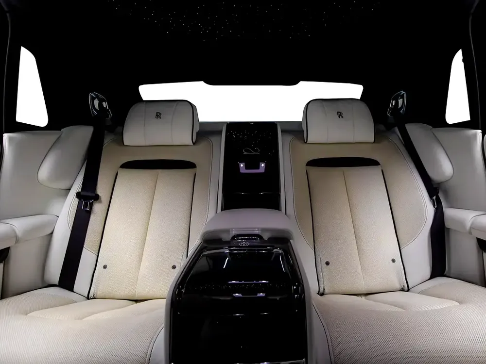 2022 | Rolls Royce | Ghost | Black Badge - Image 14