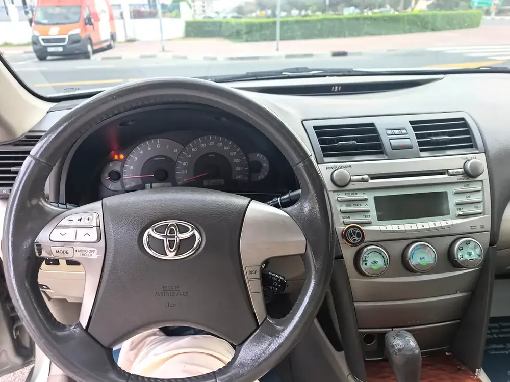 Toyota Camry 2008 . GCC . ACCIDENT FREE. SUNROOF GLX MODEL - Image 12