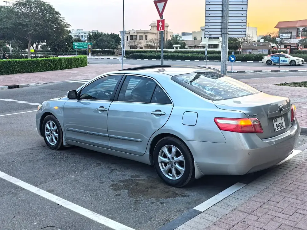 Toyota Camry 2008 . GCC . ACCIDENT FREE. SUNROOF GLX MODEL - Image 5