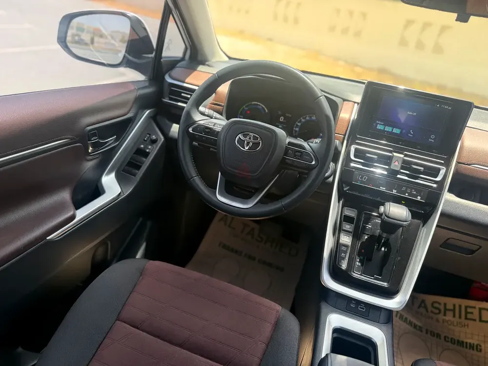 Brand New 2024 Toyota Innova HyCross Hybrid - GCC Specs - Image 12