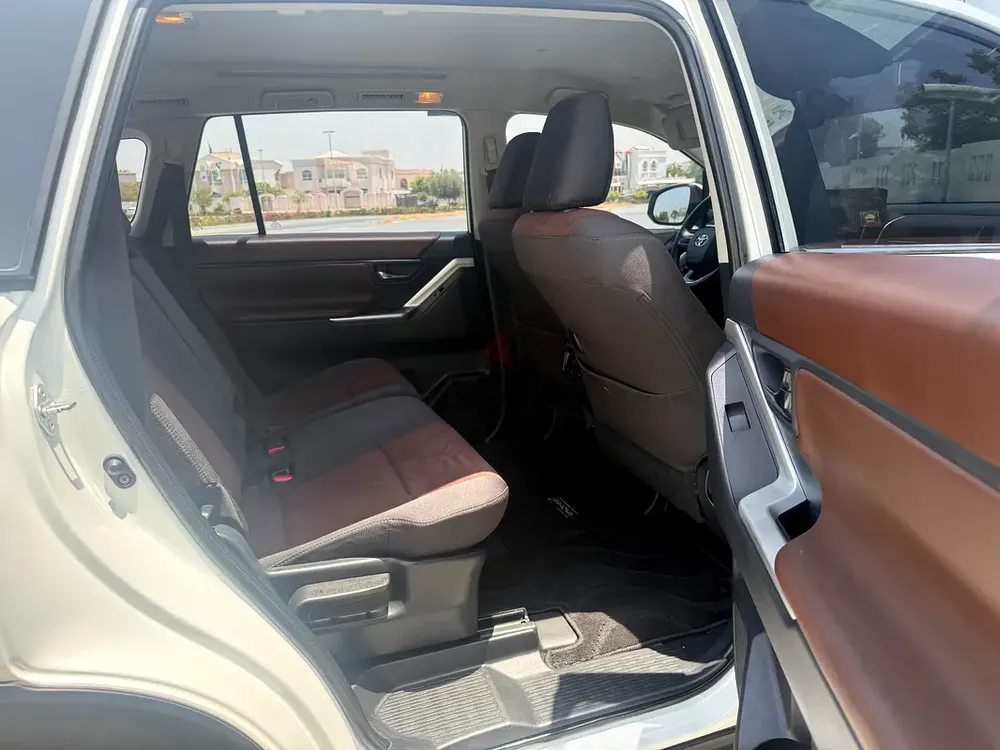 Brand New 2024 Toyota Innova HyCross Hybrid - GCC Specs - Image 18