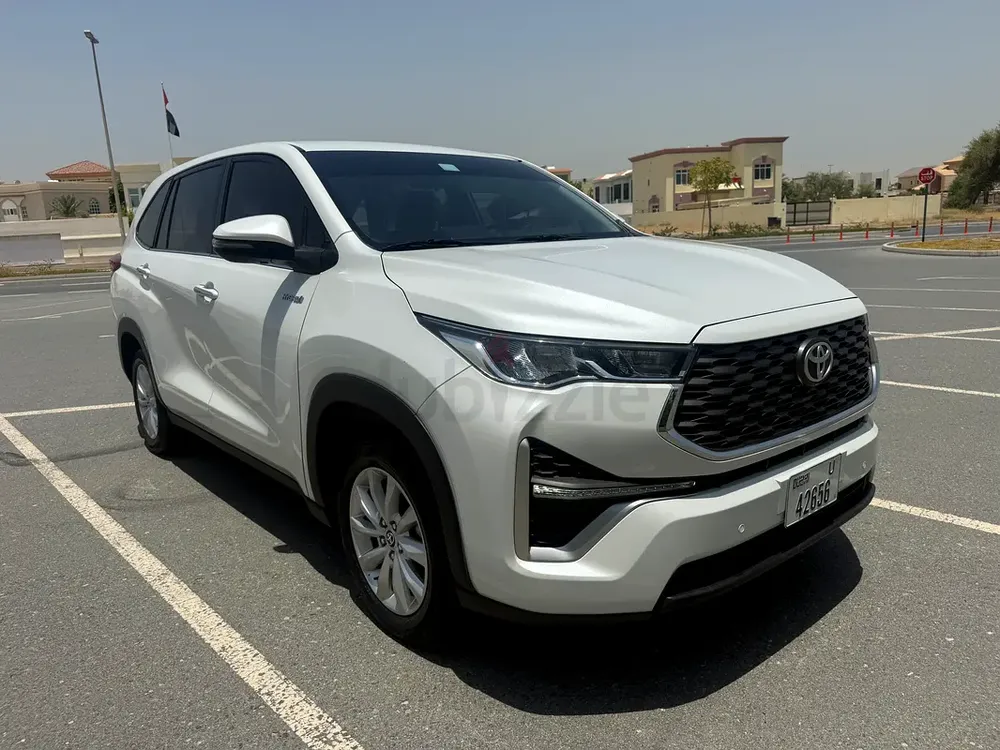 Brand New 2024 Toyota Innova HyCross Hybrid - GCC Specs - Image 4