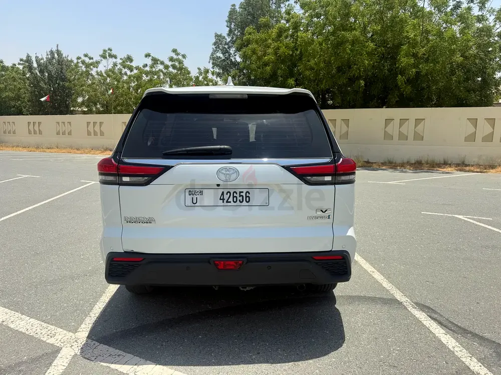 Brand New 2024 Toyota Innova HyCross Hybrid - GCC Specs - Image 7