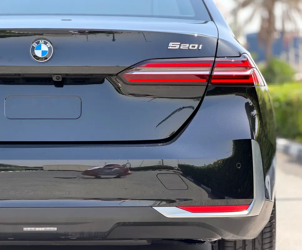 BMW 520i 2026 Under BMW (AGMC) 5 Years Warranty  Service (GCC – Single Owner – Ultra Low Mileag - Image 7