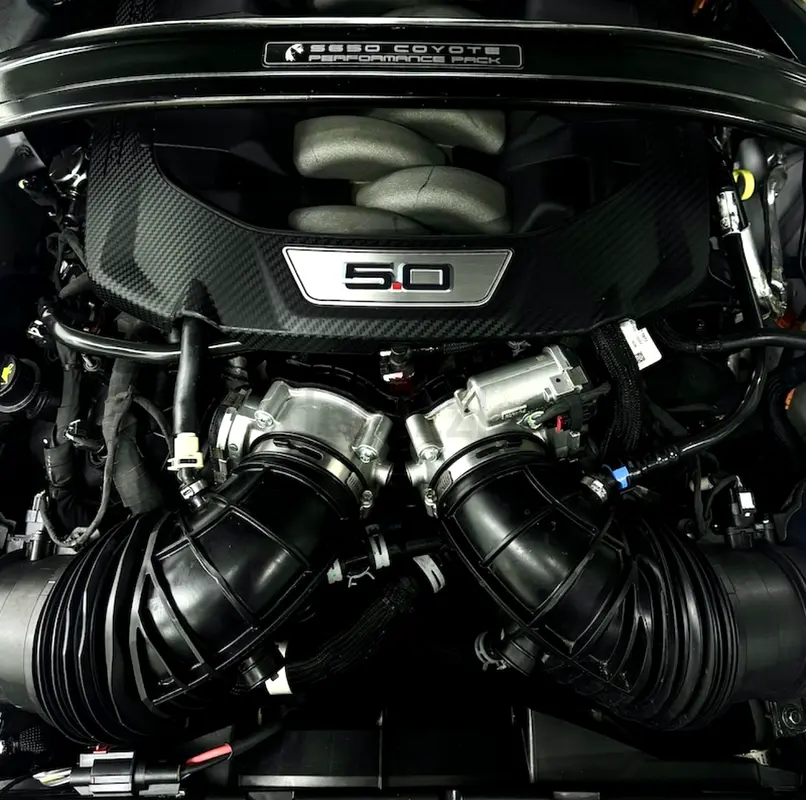 FORD MUSTANG 2024 V8 GT PREMIUM PERFORMANCE PACKAGE • LOWEST MILEAGE • FEW PIECES IN UAE • CHEAPEST - Image 8