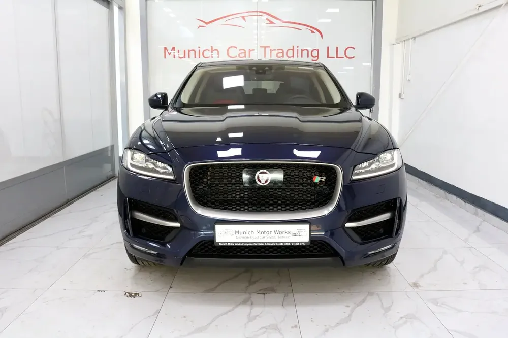 Jaguar F-Pace R-Sport, GCC Super Condition - Image 5
