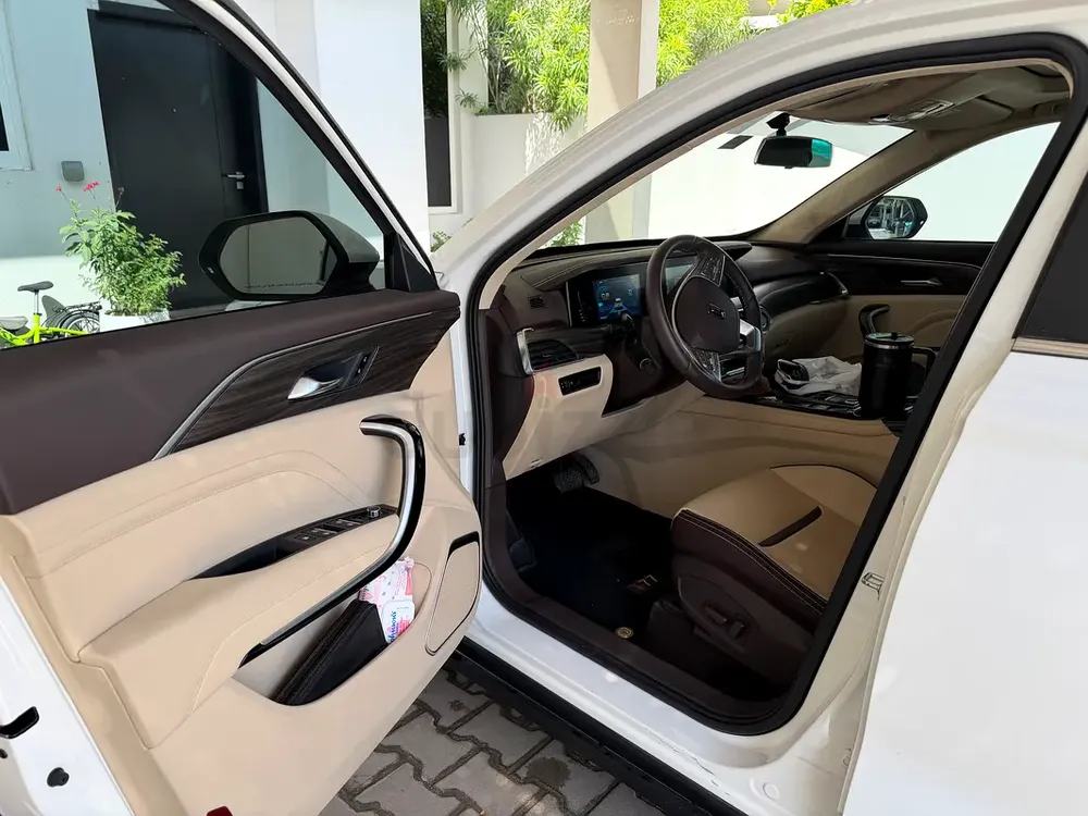 Bestune T77 Luxury 2024, GCC Specs - Brand New! - Image 7