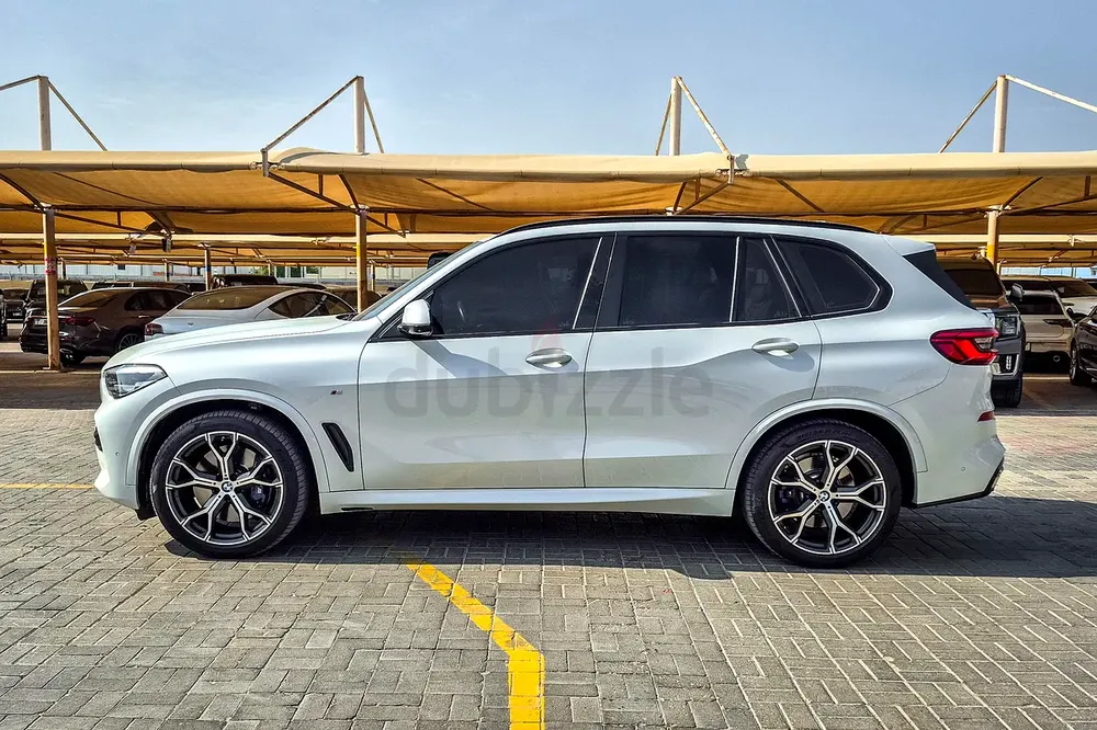 AED 2128/month | 2019 BMW X5 Xdrive 40i | GCC Specs | Ref#426588 - Image 5
