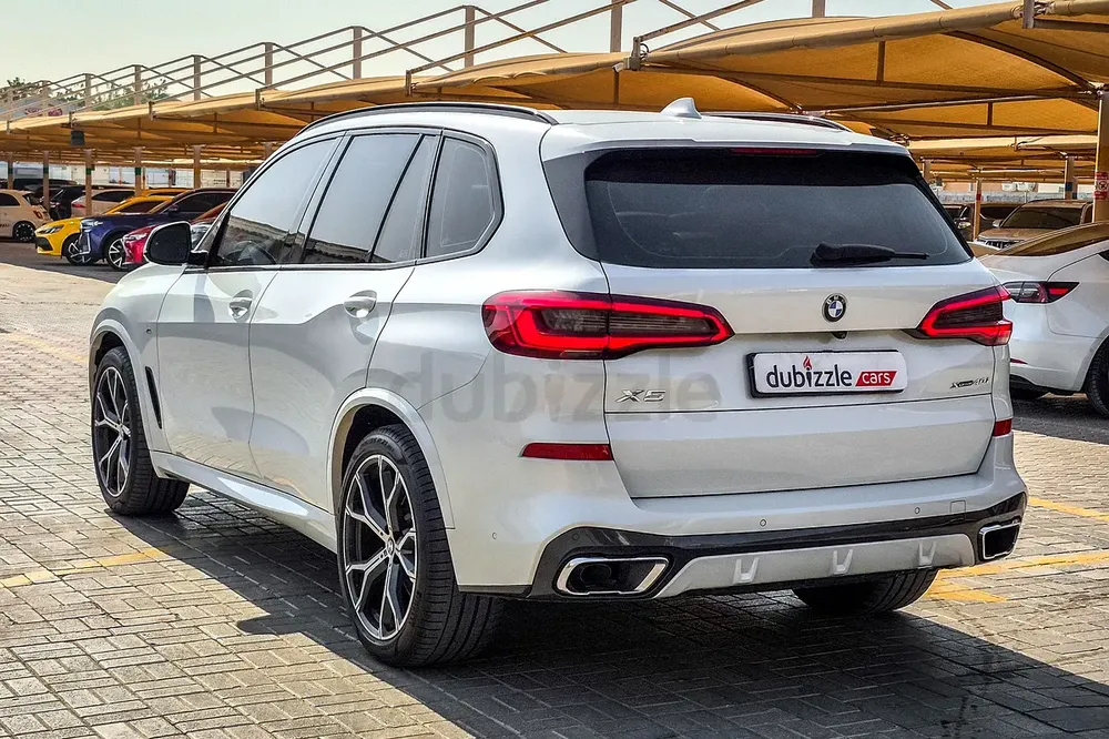 AED 2128/month | 2019 BMW X5 Xdrive 40i | GCC Specs | Ref#426588 - Image 8