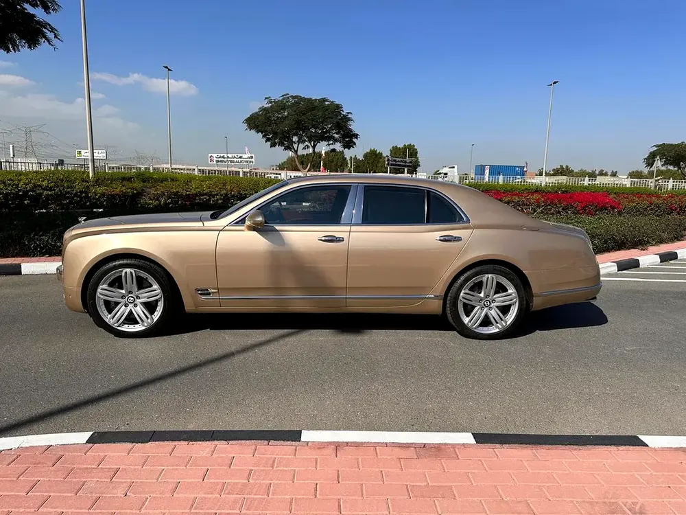 Bentley Mulsanne Special Edition 2011 - GCC Specs - Pristine Condition - Image 6