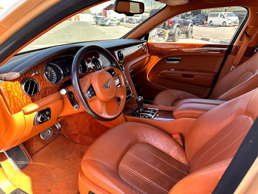 Bentley Mulsanne Special Edition 2011 - GCC Specs - Pristine Condition - Image 9