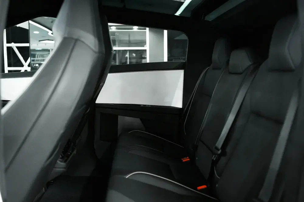 2024 Tesla Cybertruck invincible edition  - Brand New! - Image 17