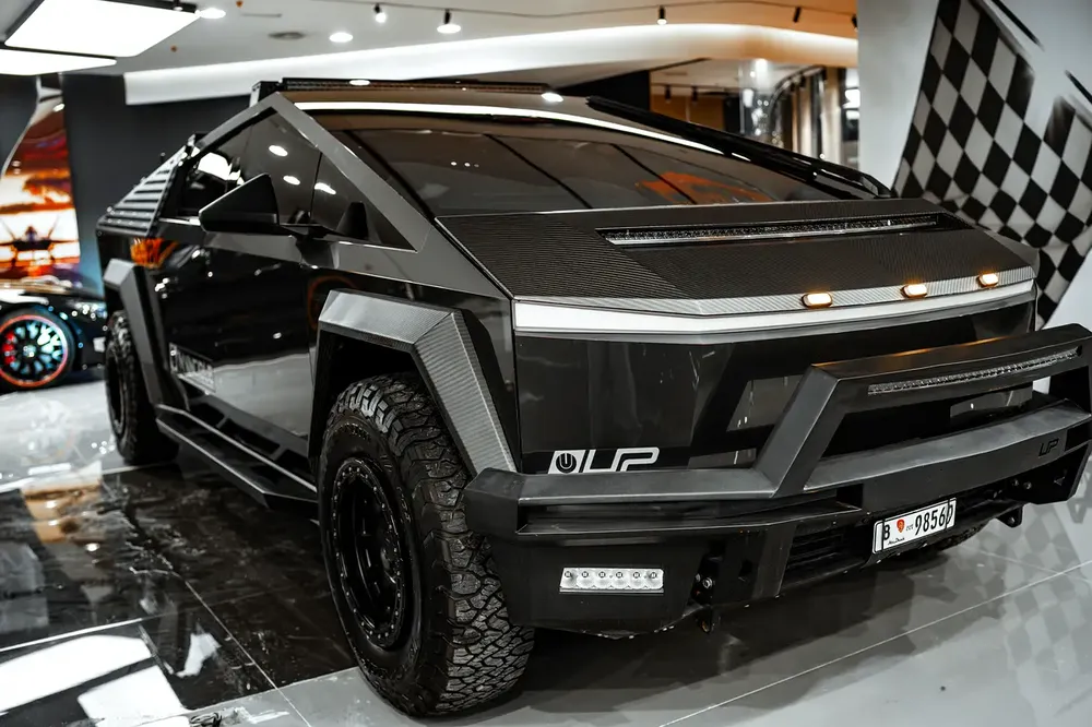 2024 Tesla Cybertruck invincible edition  - Brand New! - Image 18
