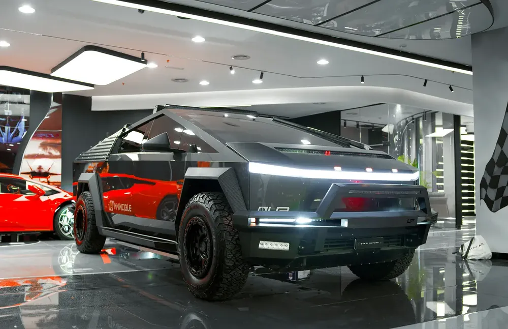 2024 Tesla Cybertruck invincible edition  - Brand New! - Image 4