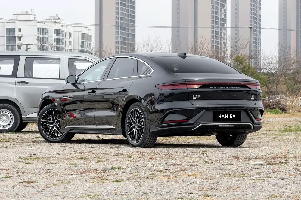 BYD Han EV Radar Flagship 635KM | Luxury Electric Sedan | Jebel Ali Dubai Stock - Image 4