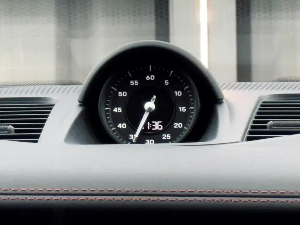 2025 Porsche Panamera 4S E-Hybrid, 2029 Porsche Warranty, Just Been Serviced, Very Low Kms, GCC - Image 17
