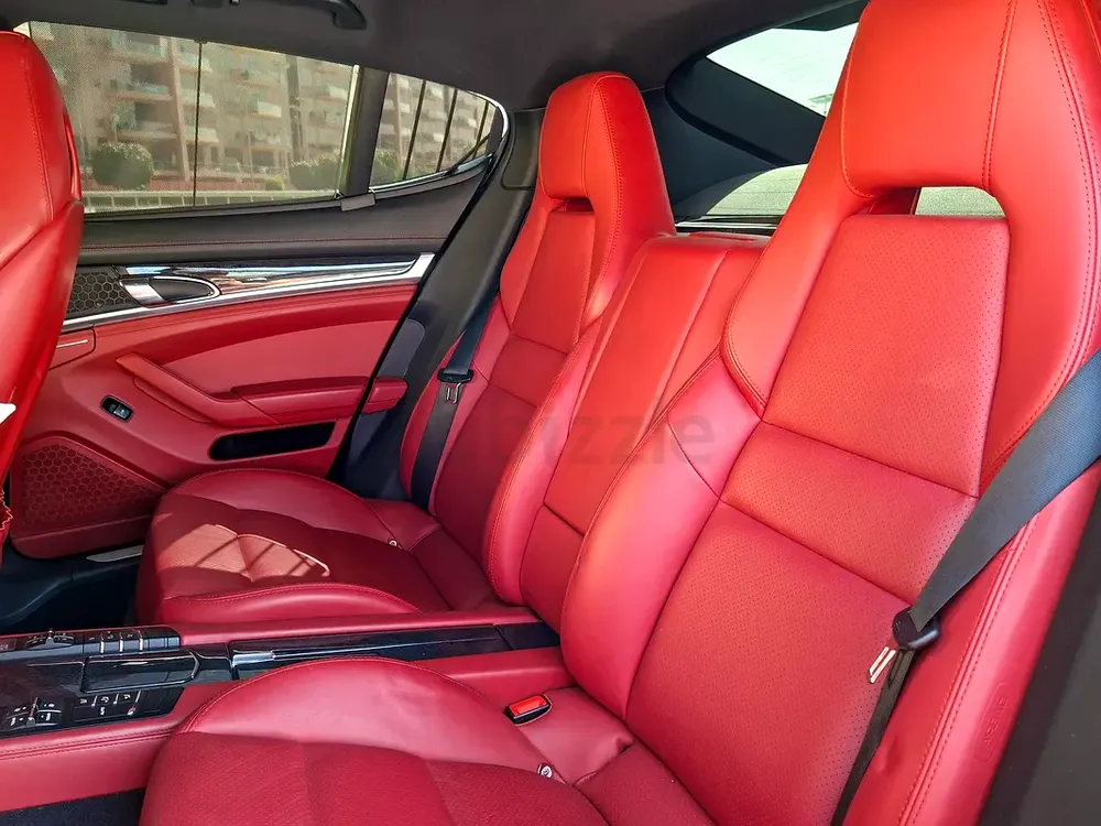 AED 5825/month | 2015 Porsche Panamera  | GCC Specs | Ref#466320 - Image 12