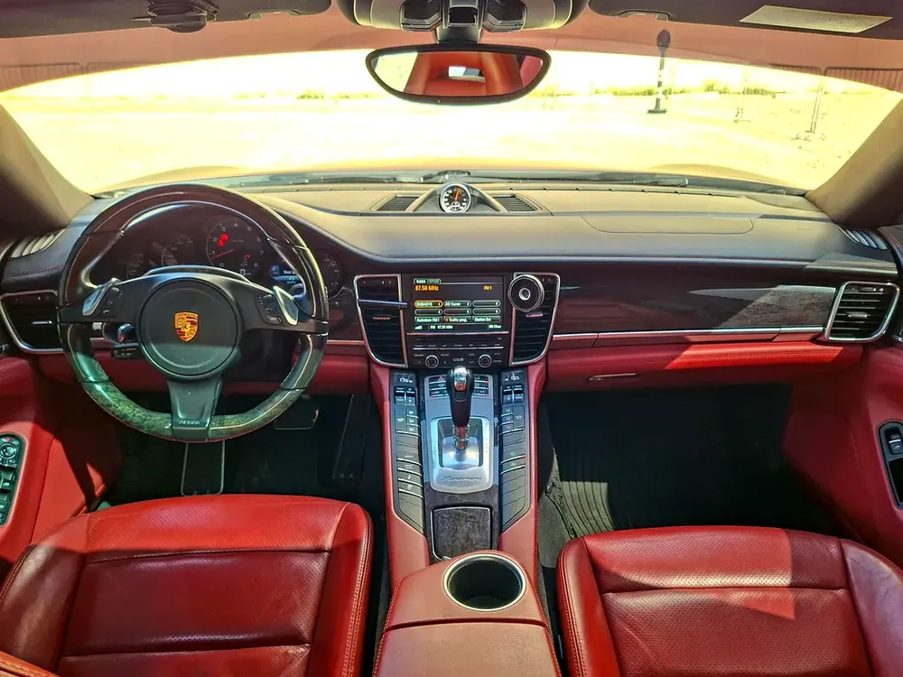 AED 5825/month | 2015 Porsche Panamera  | GCC Specs | Ref#466320 - Image 9