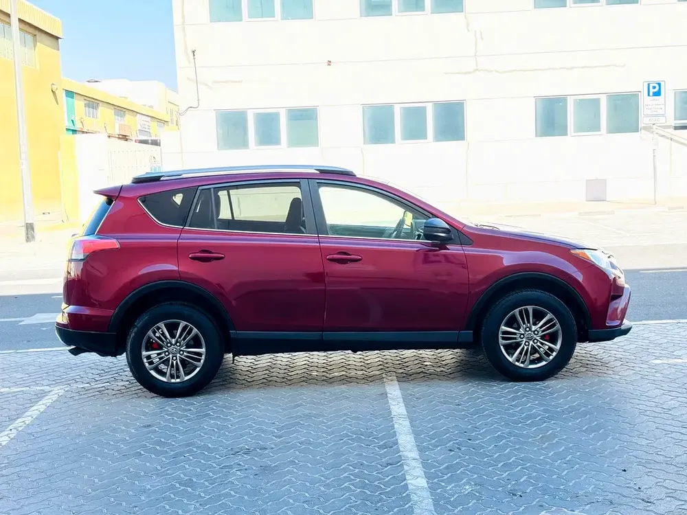 Toyota Rav4 2018 - Neat  clean car. - Image 8